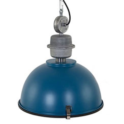 Chinese Procelain | palet on the core | Industriële hanglamp blauw keuken Chinese Procelain | palet on the core | Industriële hanglamp blauw keuken